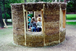 straw-clay building